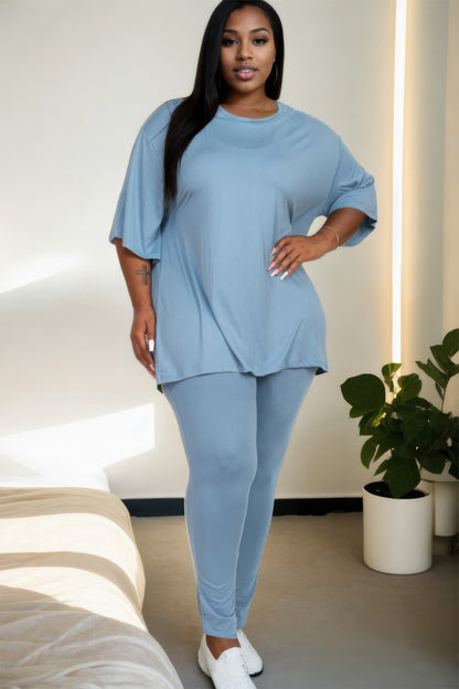 Plus Size Oversized T-shirt & Leggings Set